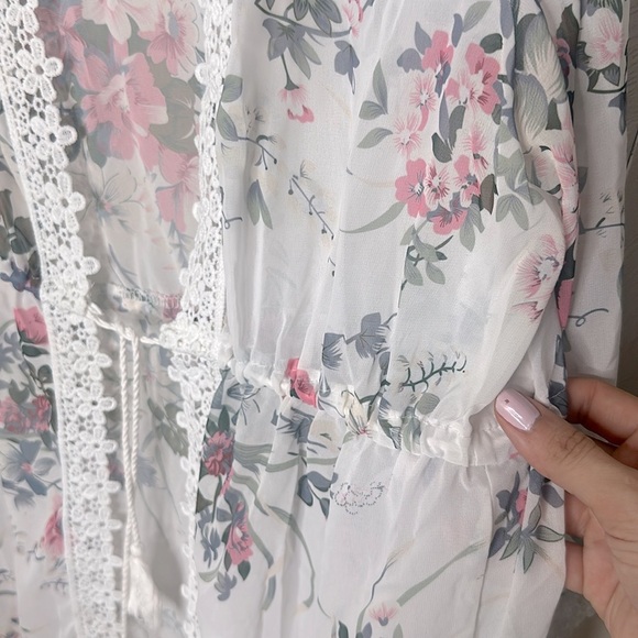 ❤️ SHEIN Swim Floral Print Contrast Lace Split Hem Kimono, Summer Beach large - Picture 10 of 11